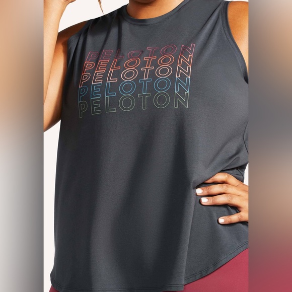 PELOTON  level up scoop tank . - Picture 2 of 4